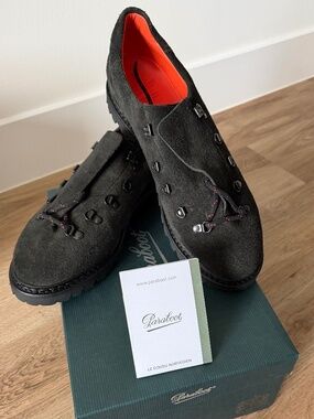 Unworn BRAND NEW PARABOOTS FOR SALE